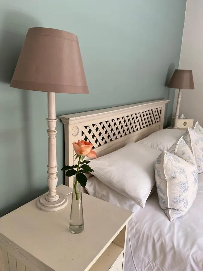 Constantia Cottage- Warblers Nest South Africa